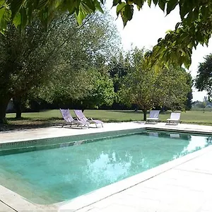 D Hotes De Charme Dans Mas La Souvine Du 17eme, Climatisees Frühstückspension